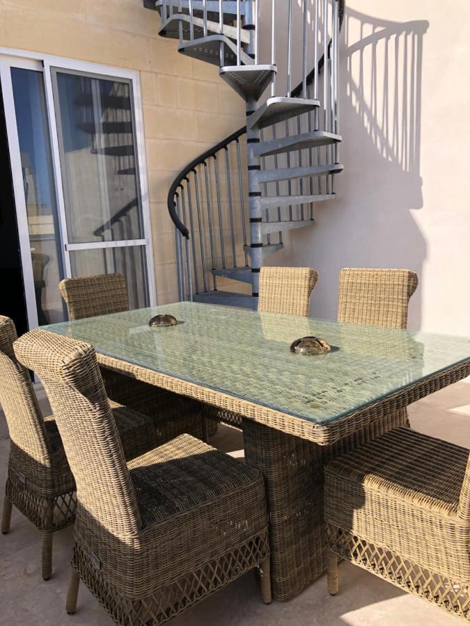 Holiday Townhouse In Sliema Centre מראה חיצוני תמונה